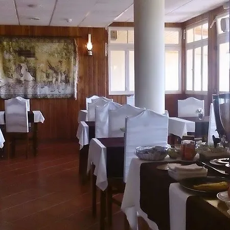 杜维尔住宅酒店 3*